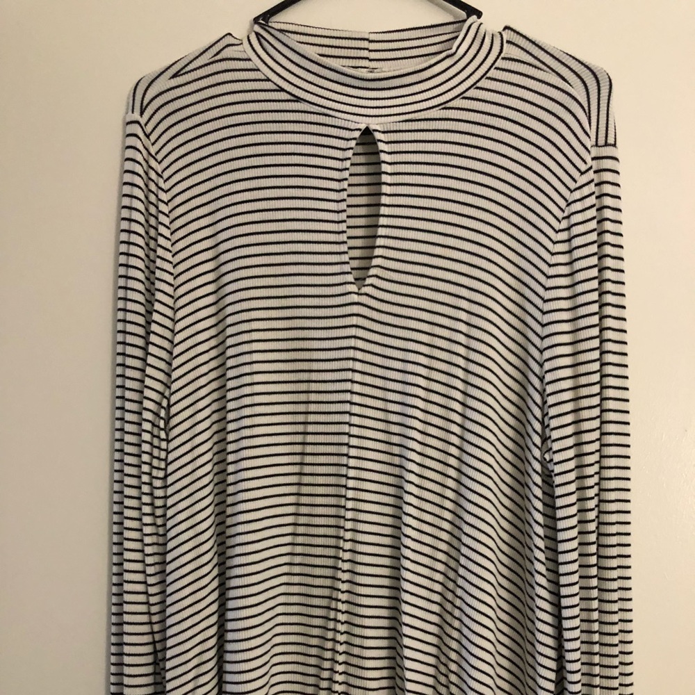 Long sleeve top